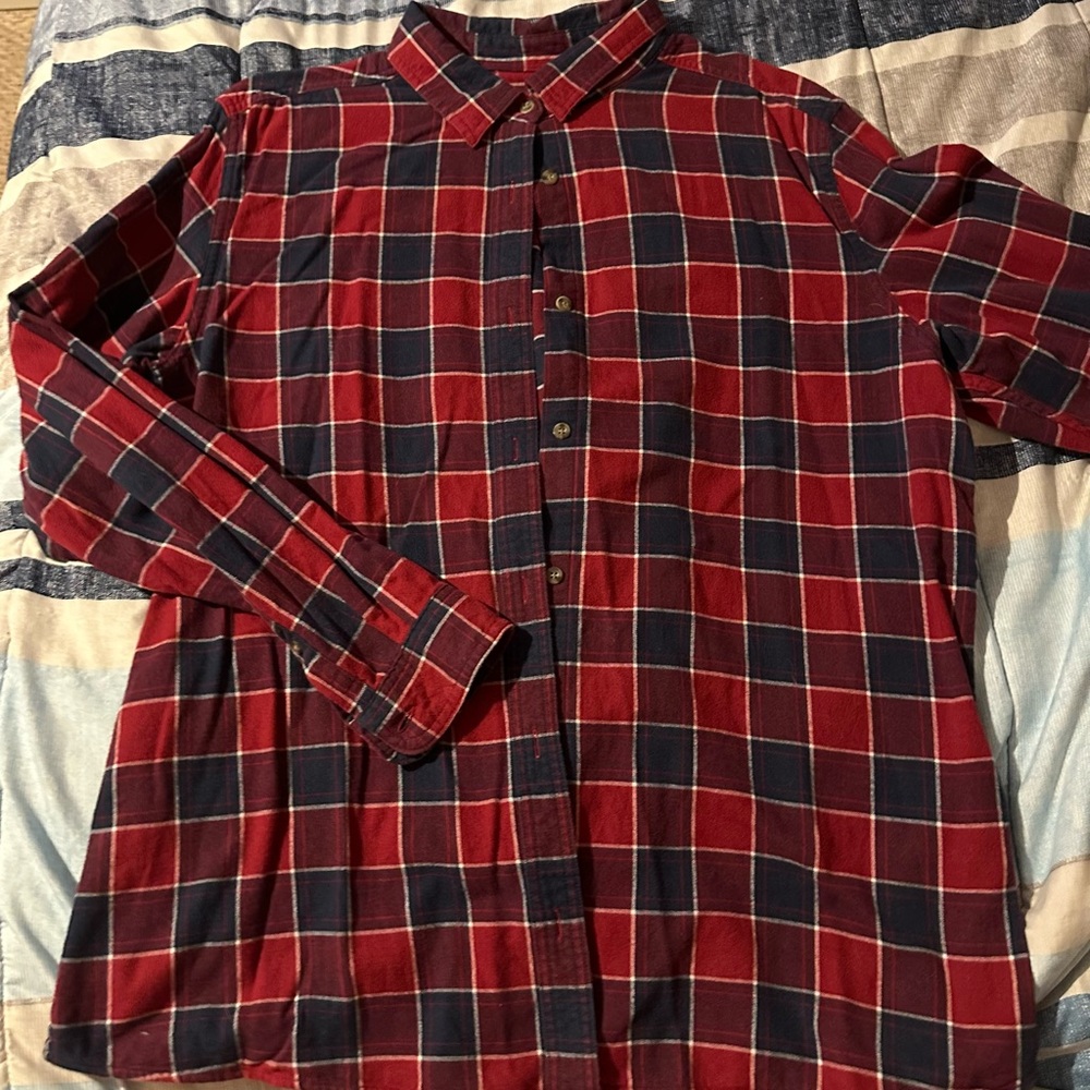 Cabela's Red and Blue Casual Button Down Shirt